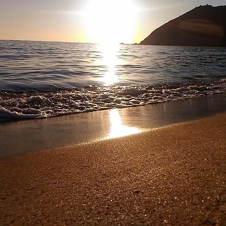 Annalu' Nocleg ze śniadaniem 3*